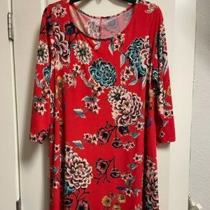 Floral Shift Dress with 3/4 Sleeves- Large